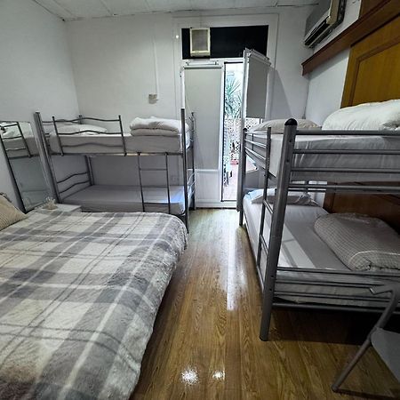 Habitacion Para Grupos Y Familias Hasta 8 Barcelona Exterior foto